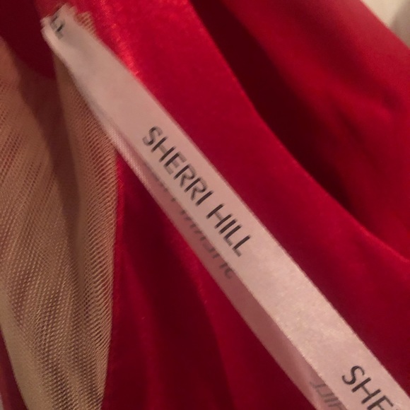 Sherri Hill Prom Dress - Picture 6 of 7